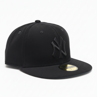 NY YANKEES - ALL BLACK CORDUROY